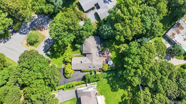 39 Daly Court, Riverhead, NY 11901