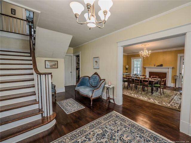 212 E Third Avenue, Red Springs, NC 28377