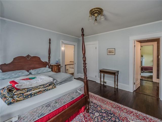 212 E Third Avenue, Red Springs, NC 28377