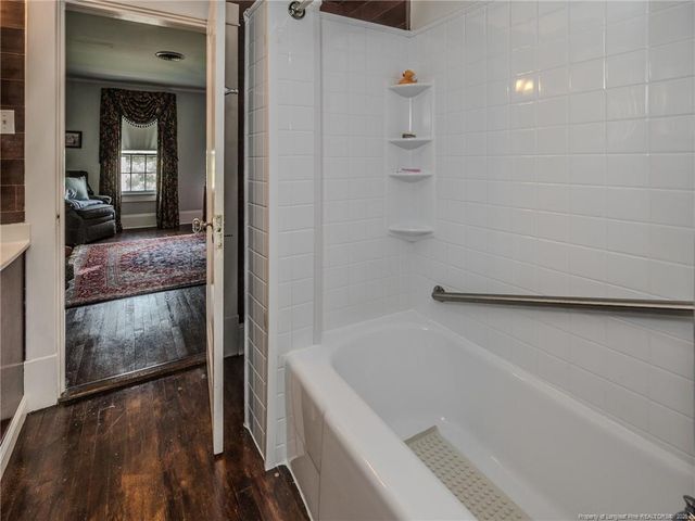 212 E Third Avenue, Red Springs, NC 28377