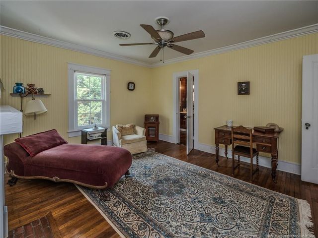 212 E Third Avenue, Red Springs, NC 28377