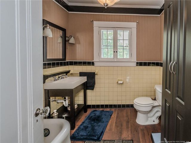 212 E Third Avenue, Red Springs, NC 28377