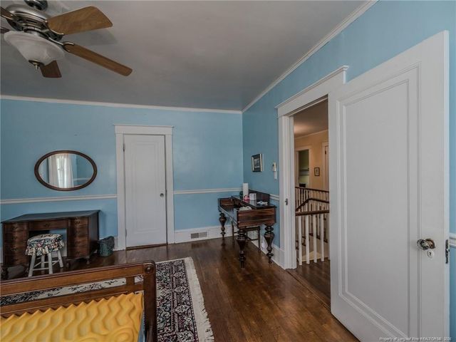 212 E Third Avenue, Red Springs, NC 28377