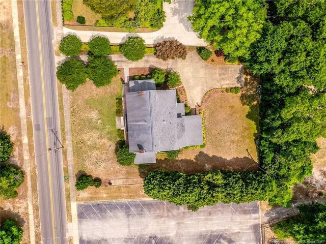 212 E Third Avenue, Red Springs, NC 28377
