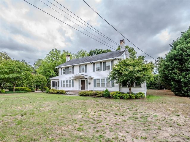 212 E Third Avenue, Red Springs, NC 28377