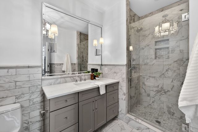 700 12th Ave S Unit 804, Nashville, TN 37203