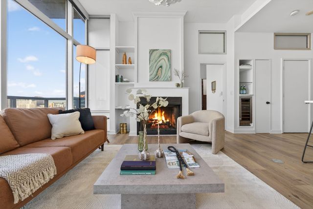 700 12th Ave S Unit 804, Nashville, TN 37203