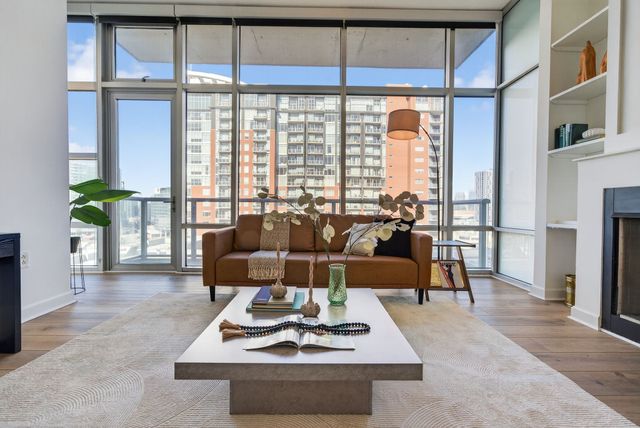 700 12th Ave S Unit 804, Nashville, TN 37203