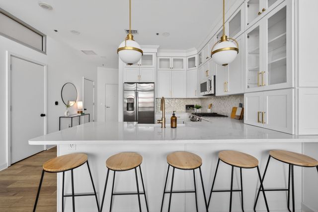 700 12th Ave S Unit 804, Nashville, TN 37203