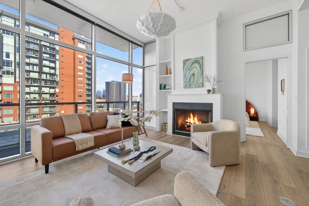 700 12th Ave S Unit 804, Nashville, TN 37203