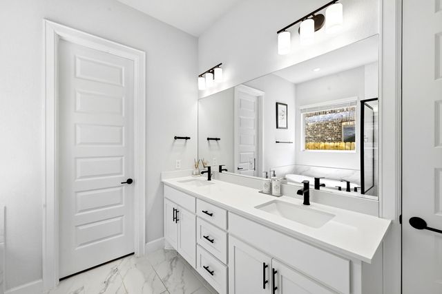2702 Sebring CIR, Austin, TX 78747