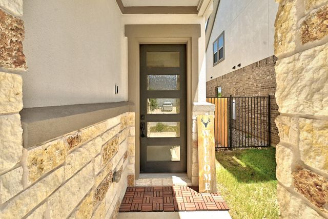 2702 Sebring CIR, Austin, TX 78747