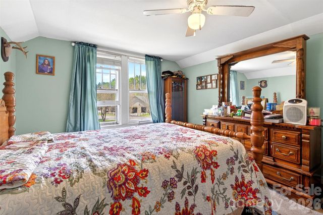 6507 S 226 Highway, Spruce Pine, NC 28777