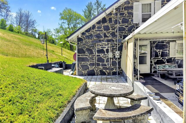 6507 S 226 Highway, Spruce Pine, NC 28777