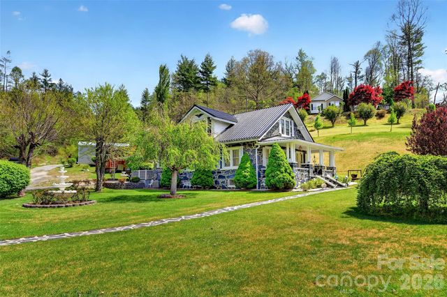 6507 S 226 Highway, Spruce Pine, NC 28777