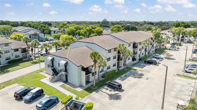 7200 NW 179th St 105, Hialeah, FL 33015