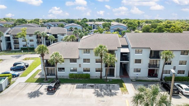 7200 NW 179th St 105, Hialeah, FL 33015