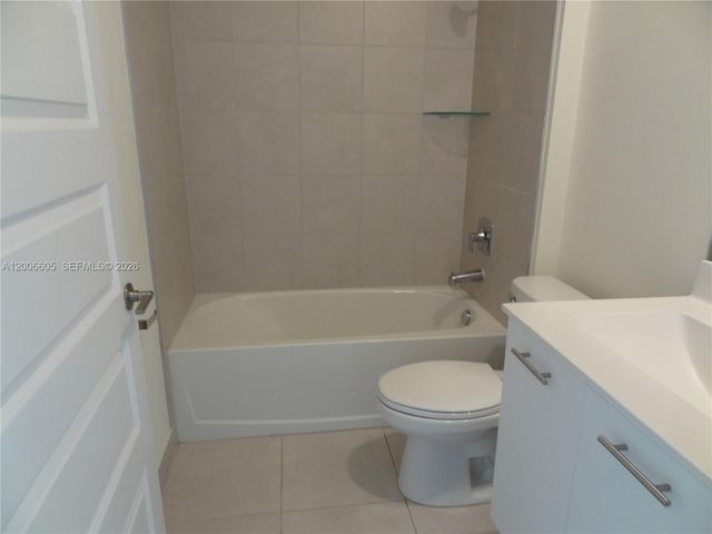 4670 NW 84th Ave 44, Doral, FL 33166