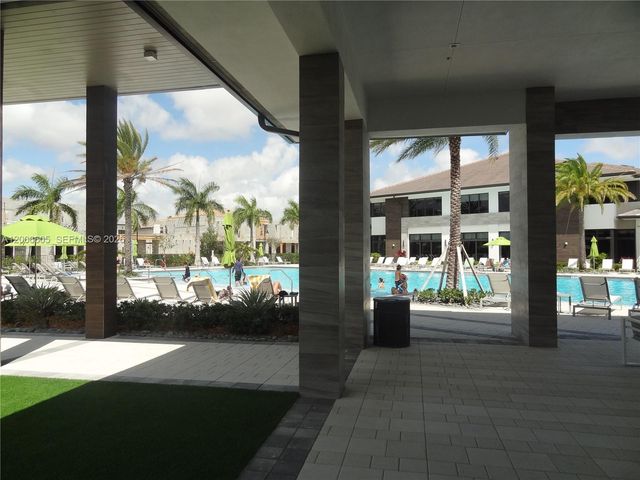 4670 NW 84th Ave 44, Doral, FL 33166