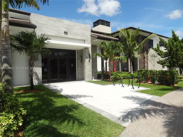 4670 NW 84th Ave 44, Doral, FL 33166