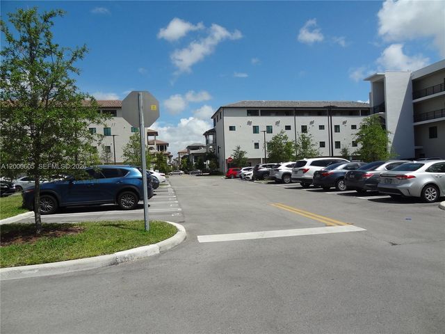 4670 NW 84th Ave 44, Doral, FL 33166