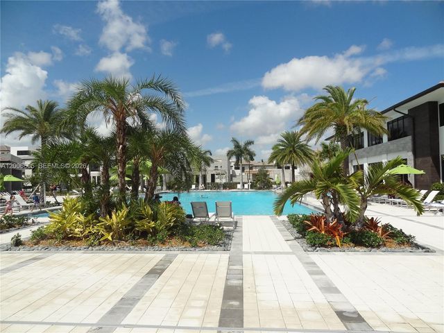 4670 NW 84th Ave 44, Doral, FL 33166