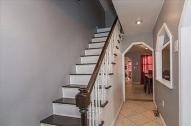 57 Bodwell St, Lawrence, MA 01841