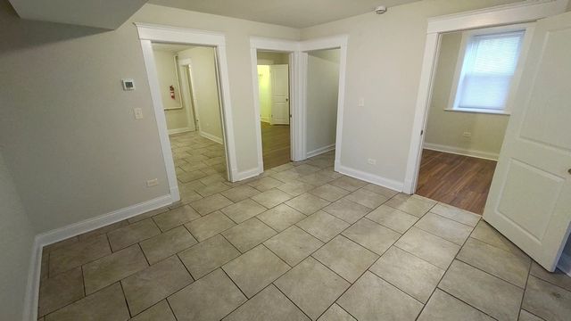 109 N Center Street G, Joliet, IL 60435