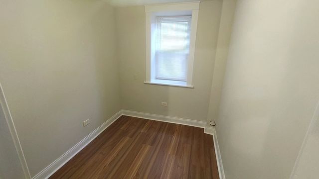 109 N Center Street G, Joliet, IL 60435