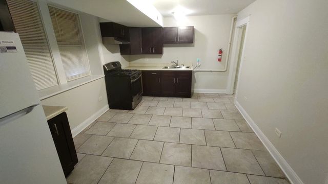 109 N Center Street G, Joliet, IL 60435