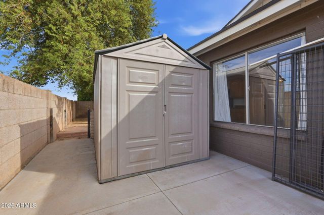 3934 W AIRE LIBRE Avenue, Phoenix, AZ 85053