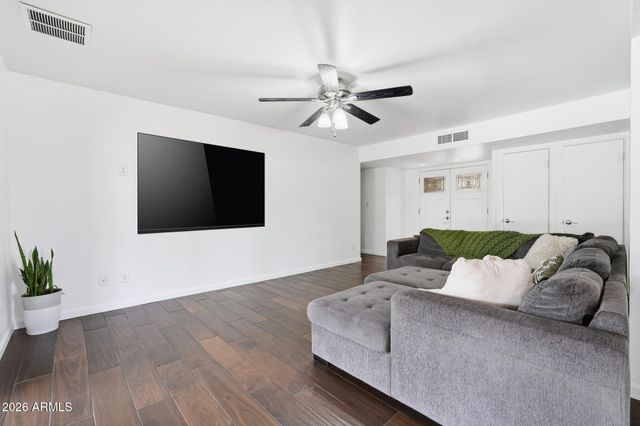 3934 W AIRE LIBRE Avenue, Phoenix, AZ 85053