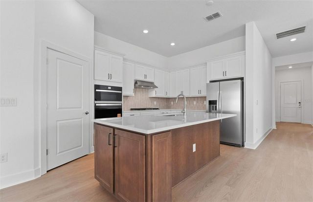 1703 VALIER POINT, Zephyrhills, FL 33541