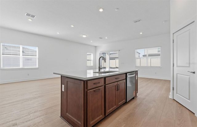 1703 VALIER POINT, Zephyrhills, FL 33541