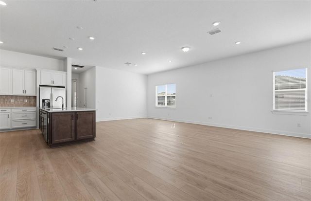 1703 VALIER POINT, Zephyrhills, FL 33541