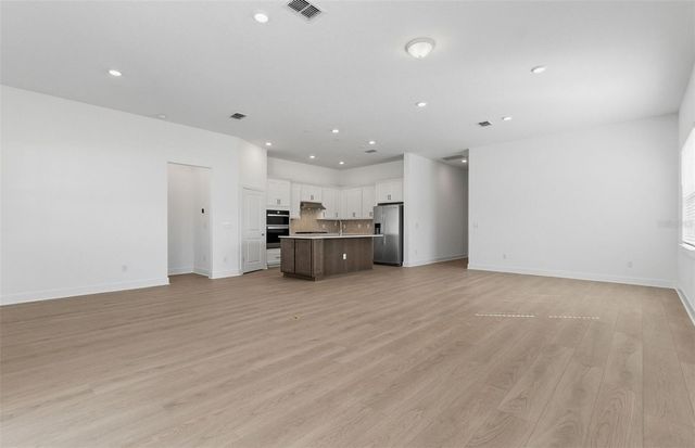 1703 VALIER POINT, Zephyrhills, FL 33541