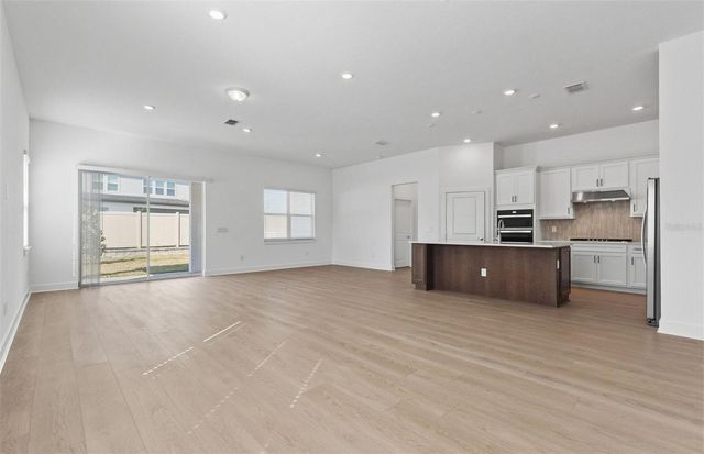 1703 VALIER POINT, Zephyrhills, FL 33541