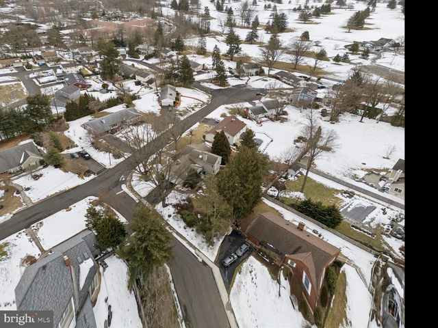 125 ORCHARD AVE, Hightstown, NJ 08520