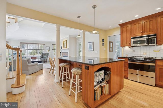 125 ORCHARD AVE, Hightstown, NJ 08520