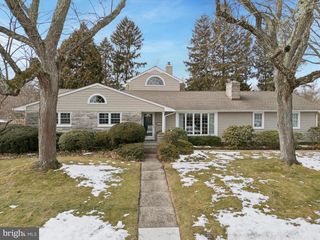 125 ORCHARD AVE, Hightstown, NJ 08520