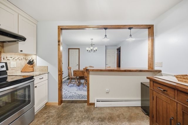 24 Sunset Ave, South Hadley, MA 01075