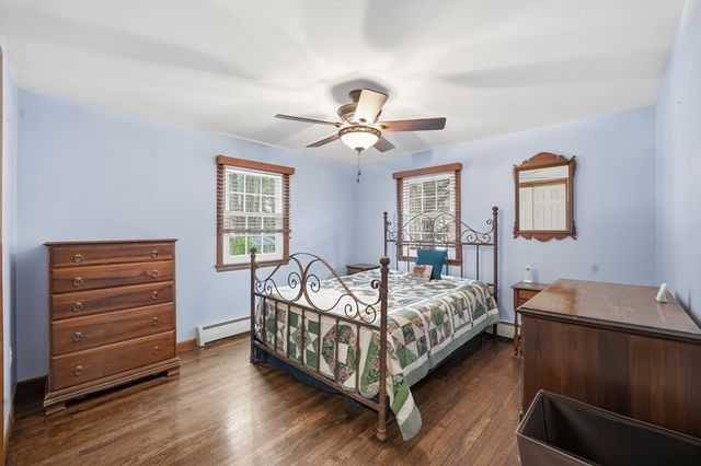 24 Sunset Ave, South Hadley, MA 01075