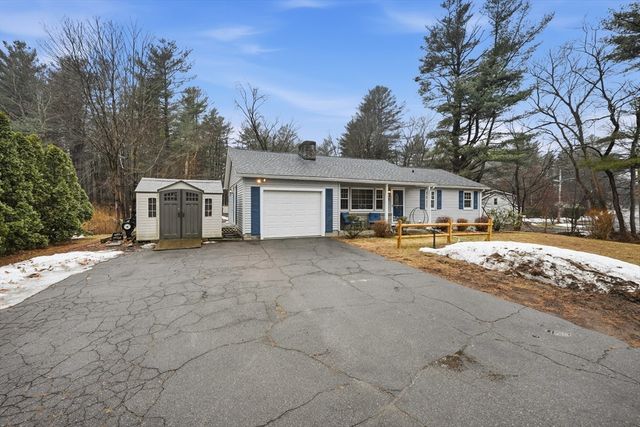 24 Sunset Ave, South Hadley, MA 01075