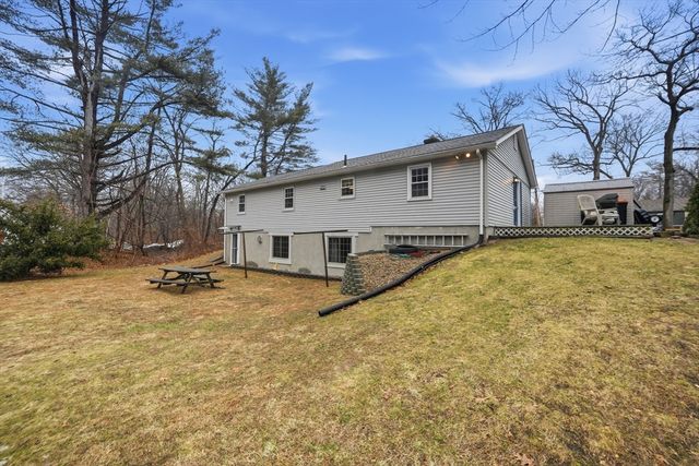 24 Sunset Ave, South Hadley, MA 01075
