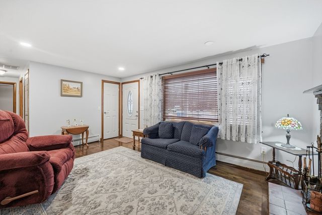 24 Sunset Ave, South Hadley, MA 01075