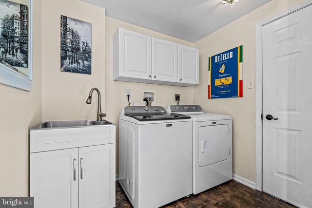 6723 POINT PLEASANT PIKE, New Hope, PA 18938