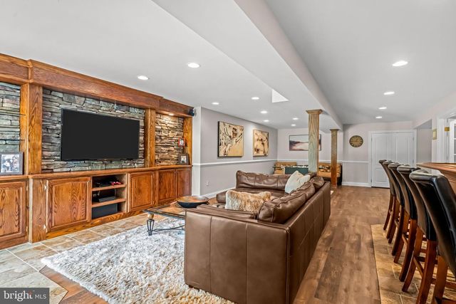 6723 POINT PLEASANT PIKE, New Hope, PA 18938