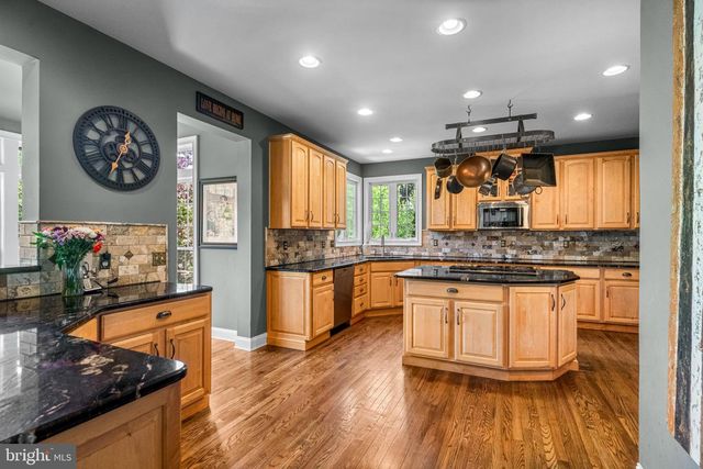 6723 POINT PLEASANT PIKE, New Hope, PA 18938