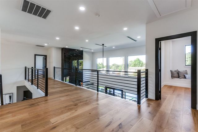 10923 Marsh Lane, Dallas, TX 75229