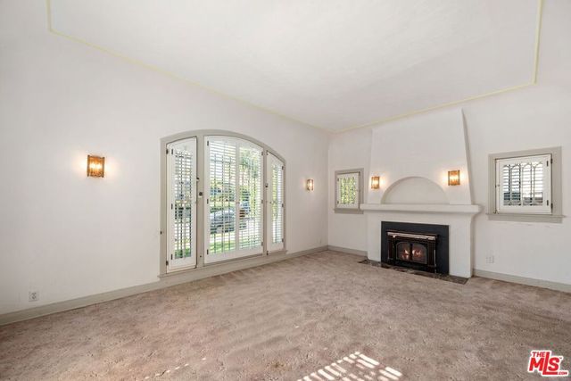 3680 Colonial Avenue, Los Angeles, CA 90066